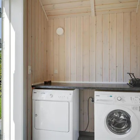 Сasa de vacaciones Hellena - 90m From The Sea By Interhome Skovmose