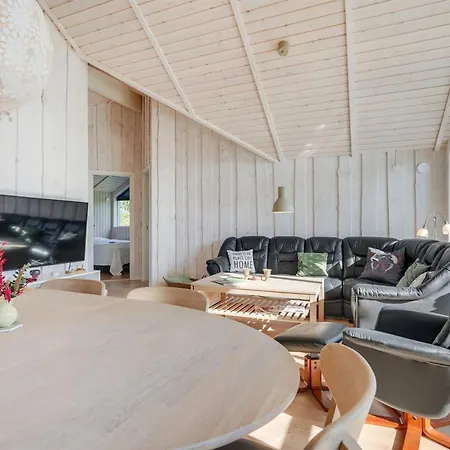 Hellena - 90m From The Sea By Interhome Skovmose